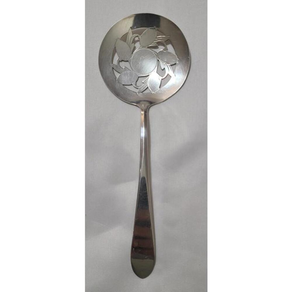 International Silver Original Rogers Pierced Tomato Server Spoon Silverplate EUC